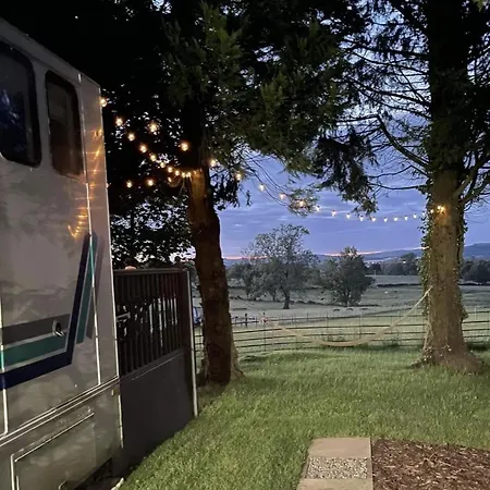 Holiday home Dobbin The Horse Box In The District *