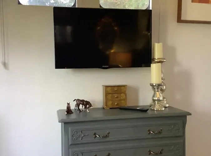 Holiday home Dobbin The Horse Box In The District *